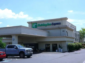 Holiday Inn Express Philadelphia Airport by IHG