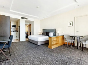 Gold Tower - Surfers Paradise 1 Bedroom 1020