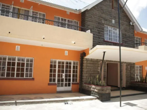 Little Nile Studio Homestays Nakuru