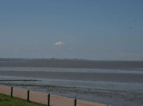 Cozy Chalet with Dishwasher near Wadden Sea