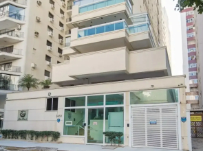 Apto pet Friendly c Churrasqueira a 100m da Praia