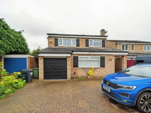 Spacious Home - Sleeps 10 - Free Parking - Pets