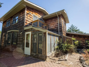 Henrys Hideaway by RedAwning