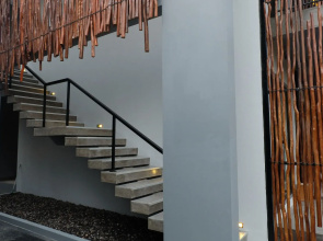 Adys Inn