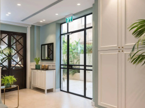 Dizengoff Suites Hotel