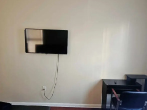 Divine Villa and Resort - 283 Lehigh