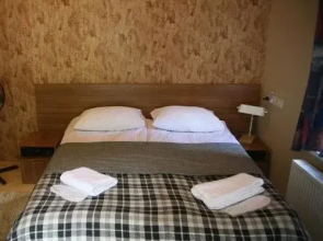 Garden Hotel