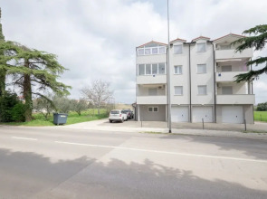 Comfortable Family Apartment Near the sea With Airconditioning, Wifi, and Parking