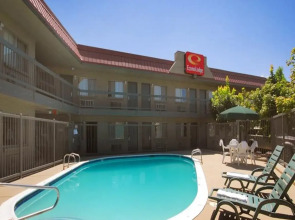 Econo Lodge Downtown