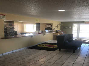Super 8 by Wyndham Florence, CO