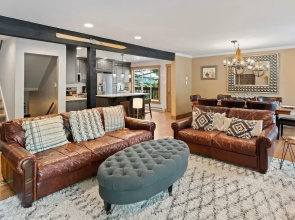 Winterset 1 4 Bedroom Condo by RedAwning