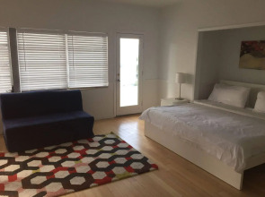 Miami International by Lowkl