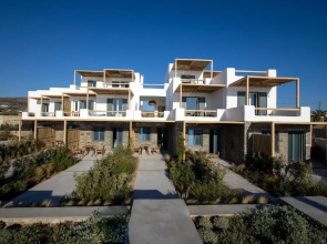 Seesoo Paros Beachfront Resort