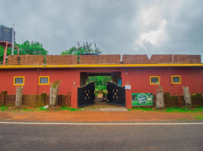Oyo 15436 Home Studio Near Khuske Waterfall