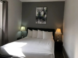 Maple Leaf Motel & RV Resort
