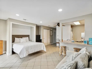 Studio With A Queen Size Bed, Twin Bed And Sofa Sleeper - Sleeps 5 0 Bedroom Condo by RedAwning