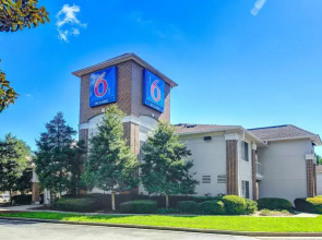 Motel 6 Roswell, GA - Atlanta