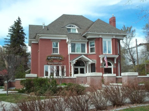 The Anniversary Inn Logan