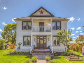 Crooked River Inn