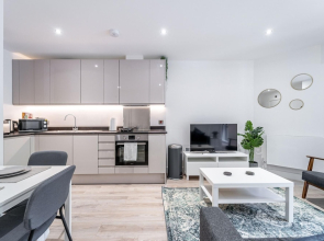 Seven Living Residences Solihull - 1 Bed Apartment close to NEC and BHX