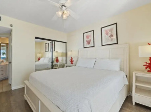 Pelican Pointe 1203