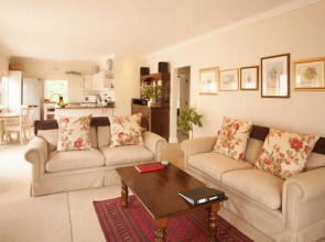Majini Guest House