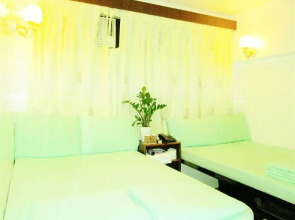 Las Vegas Guest House Carlton Group Of Hostels