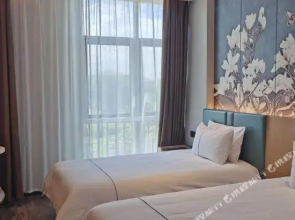 Magnotel Hotel(Dongtai tiaozi mud scenic spot store )