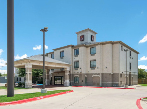 Clarion Inn & Suites Weatherford South
