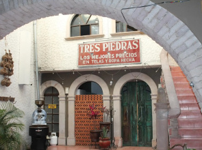Hostal Tres piedras