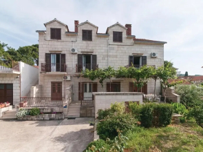 Amazing Apartment in Supetar With 1 Bedrooms and Wifi