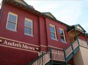 Andre's Mews Luxury Serviced Apartments