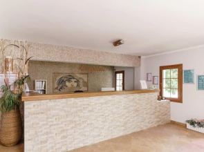 Costa Bitezhan Hotel