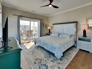 Family Tides by Topsail Realty