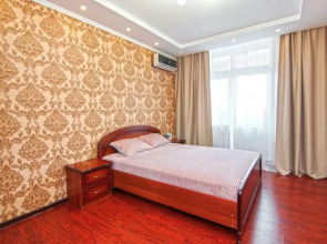 Family Apartments (Фэмили Апартментс) на улице Восточно-Кругликовская 18