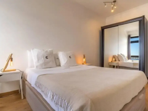 Monumental Apartment 712 Balcony Sea View