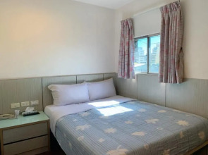 Ruei Gung Business Hotel