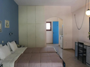 Glyfada Gorgona Apartments