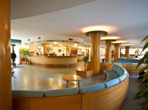 Horse Country Resort Congress & Spa - Hotel Ribot 