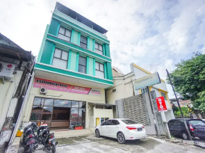 OYO 2515 D'karombasan Hotel