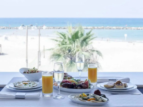 Renaissance Tel Aviv