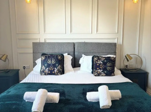 No. 1 High Street - Boutique Rooms