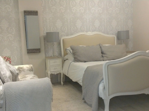 Whispering Cottages Bed and Breakfast