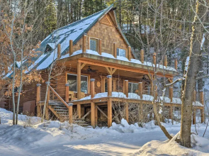 Alpine Adventures: Cozy Log Cabin w/ Deck & Views!