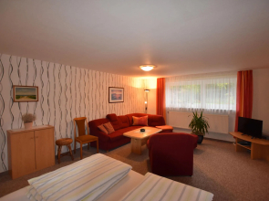 Schtsne Wohnung in Krtspelin in der Nhhe von Meer