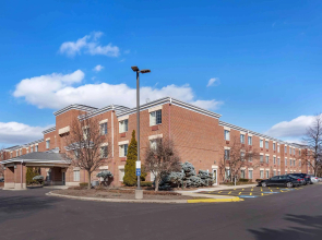 Extended Stay America Select Suites Chicago Westmont Oak Brook
