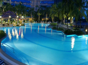 Renaissance Kuala Lumpur Hotel & Convention Centre