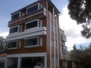 Apartamentos Confortables  Aeropuerto