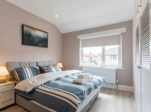 Buckingham House - Spacious 3-bedroom