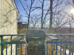 Screened Porch + Bbq: Margaritaville Resort Escape